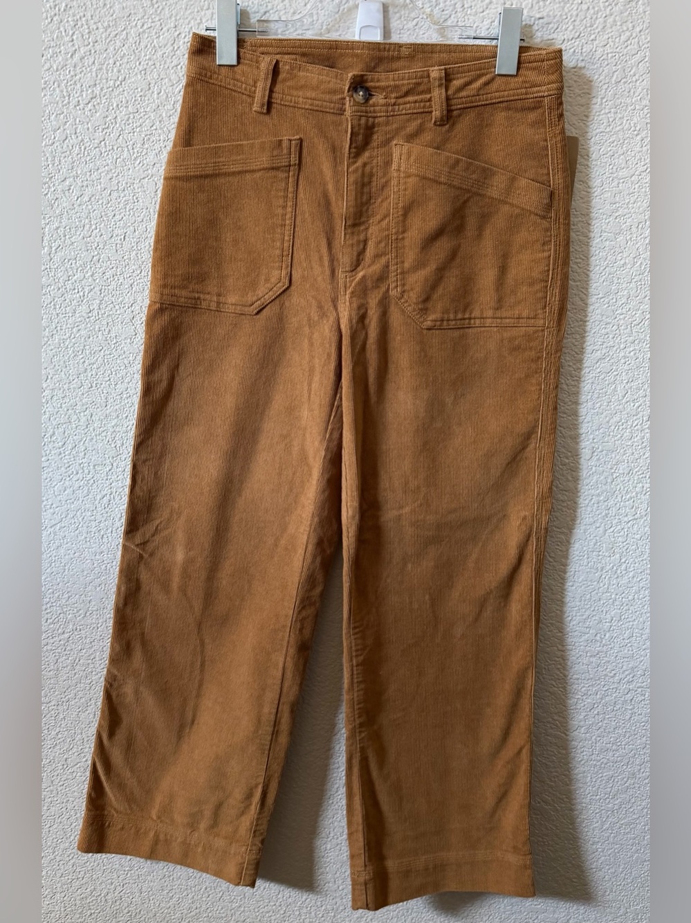Patagonia Women’s Size 6 Wide Leg Cord Pants Patch Pockets •Nest Brown MSRP $135